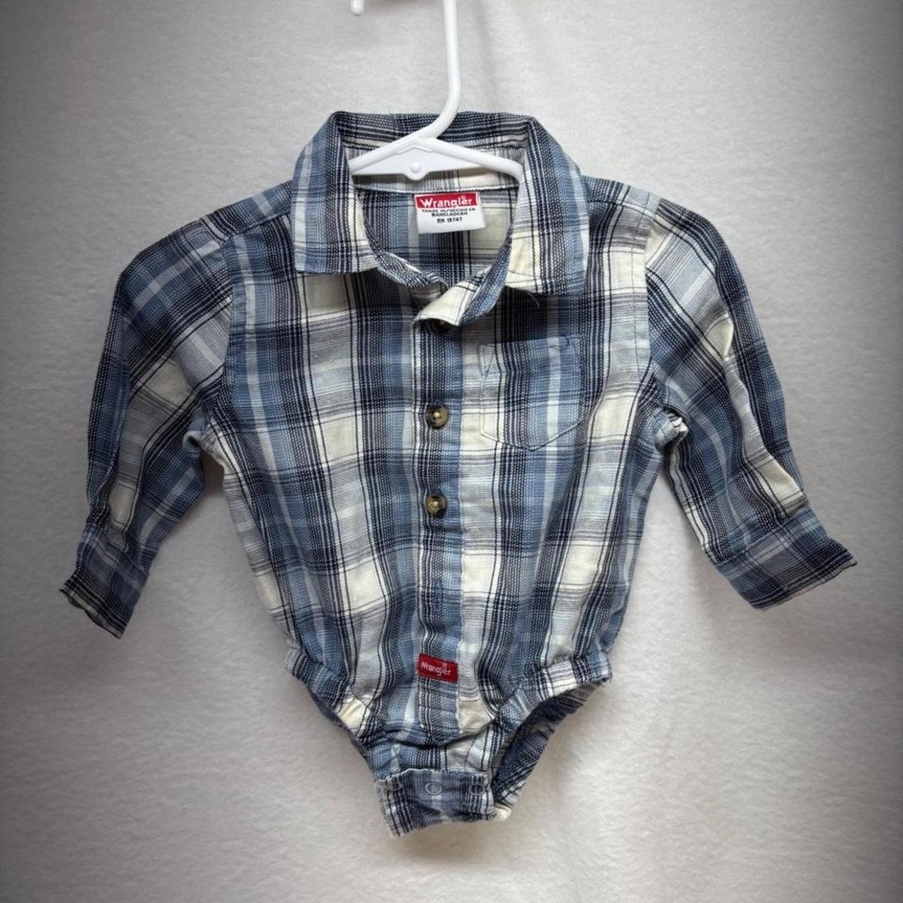 Wrangler Blue Plaid Long Sleeve Button Up  One Piece size‎ 6-9 months